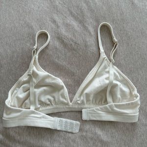 SKIMS - crossover triangle bra